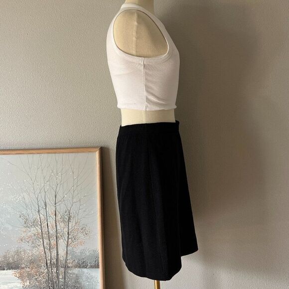 St John Basics black label santana knit knee length skirt size 6 wool blend - Picture 5 of 9
